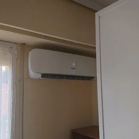 Homestay Habitación Triple Con Aire Acondicionado Valencia